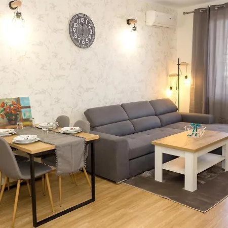 Bright 1-bedroom Flat With Balcony In Golden Sands By Flat Mаnager Apartment